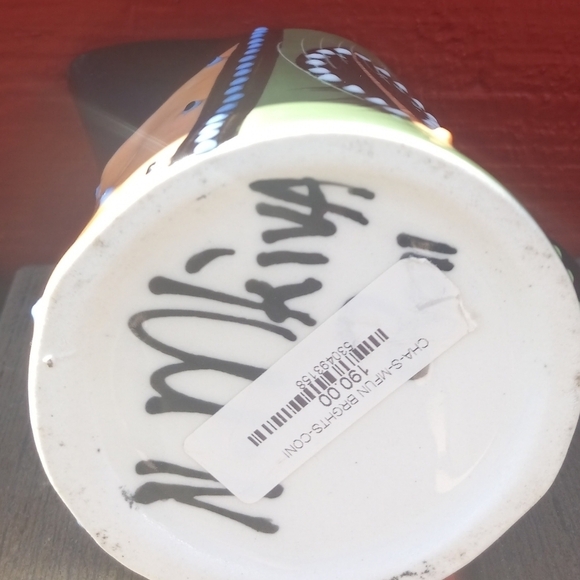 Creamer signed BY ARIST NOMBULELO MKIVA - Picture 3 of 4